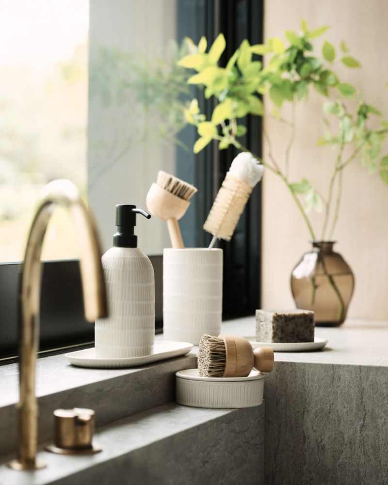 clean kitchen
